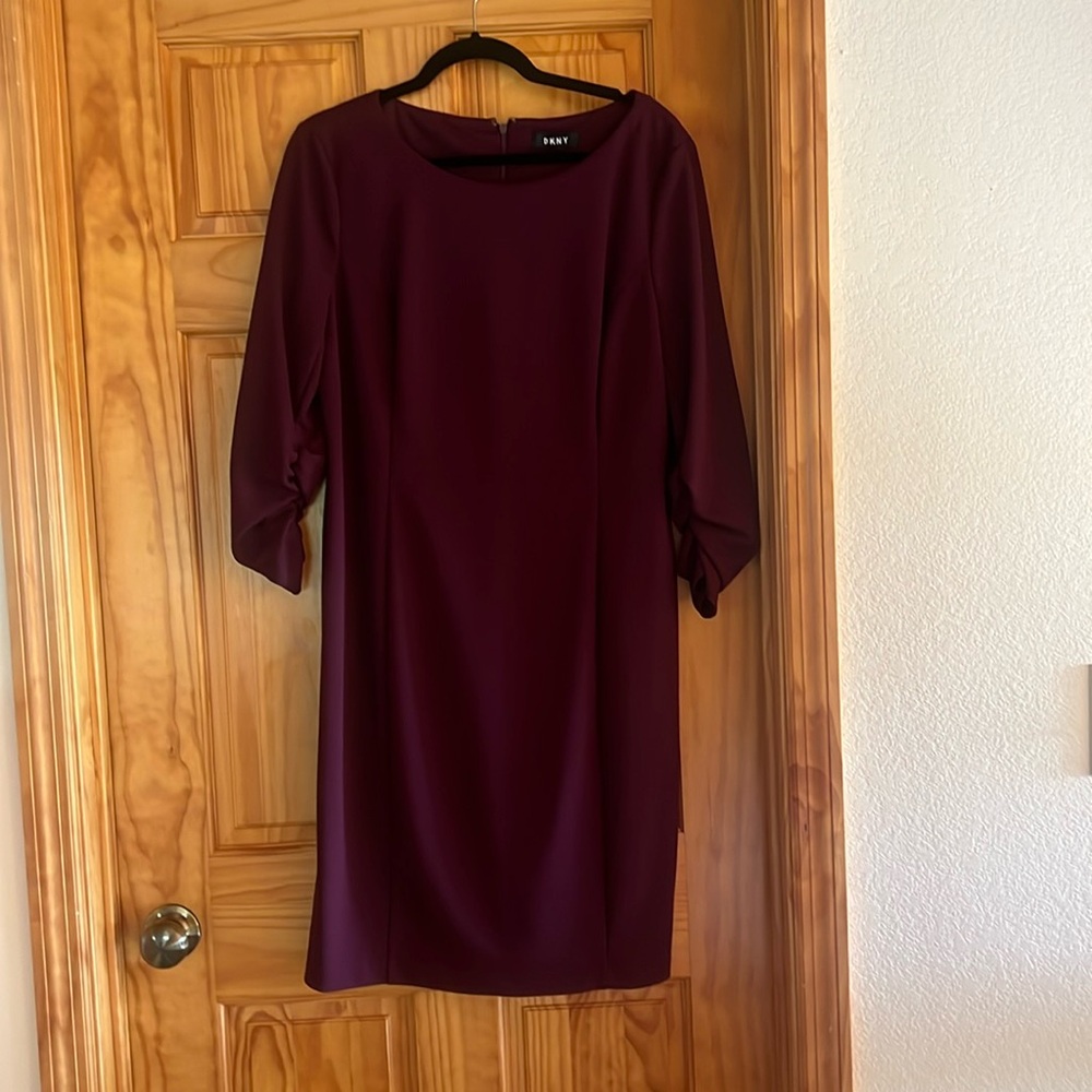 DKNY dress with shirred sleeves size 16
